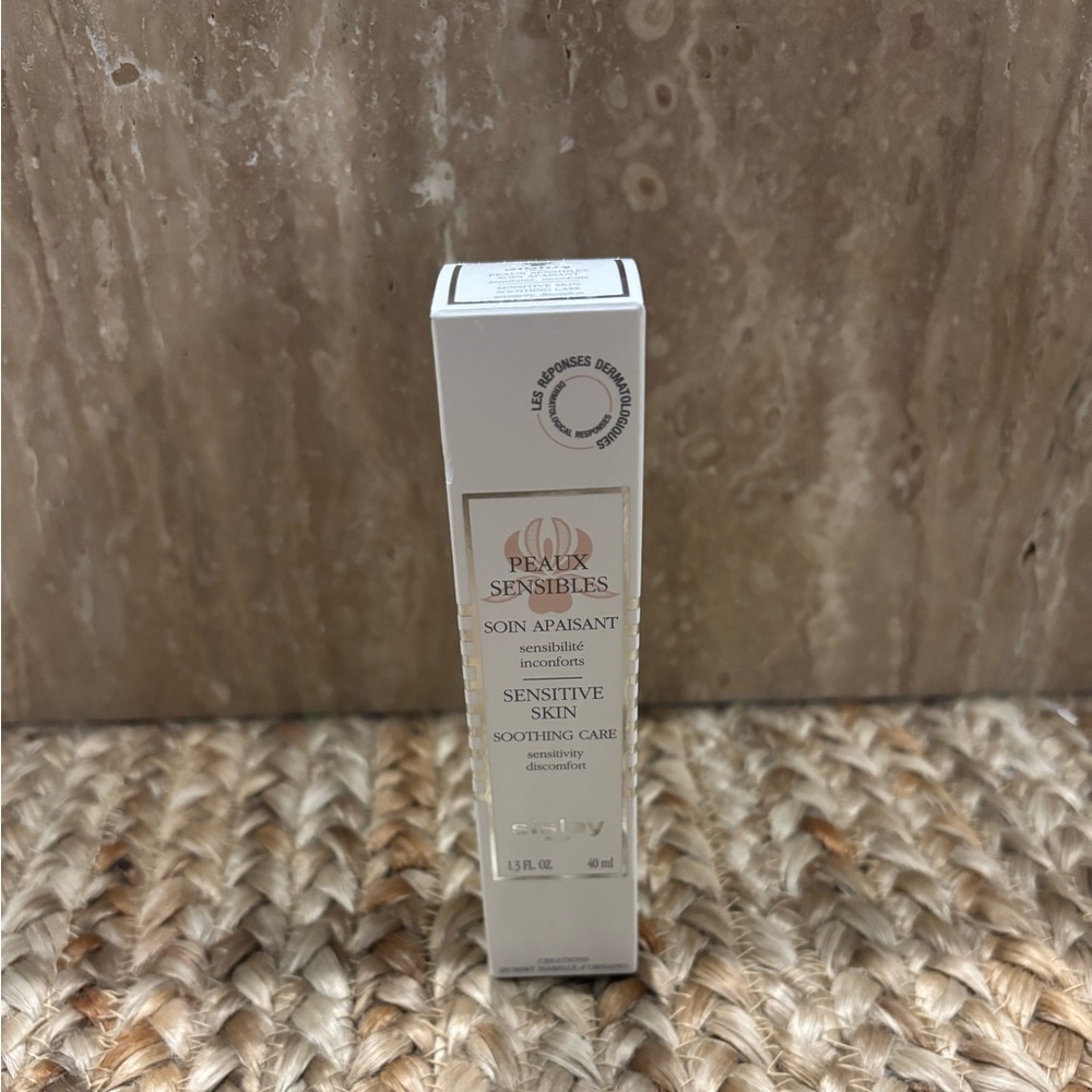 Brand new SISLEY PARIS Sensitive Skin Soothing Care